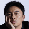 街上的迷你裙